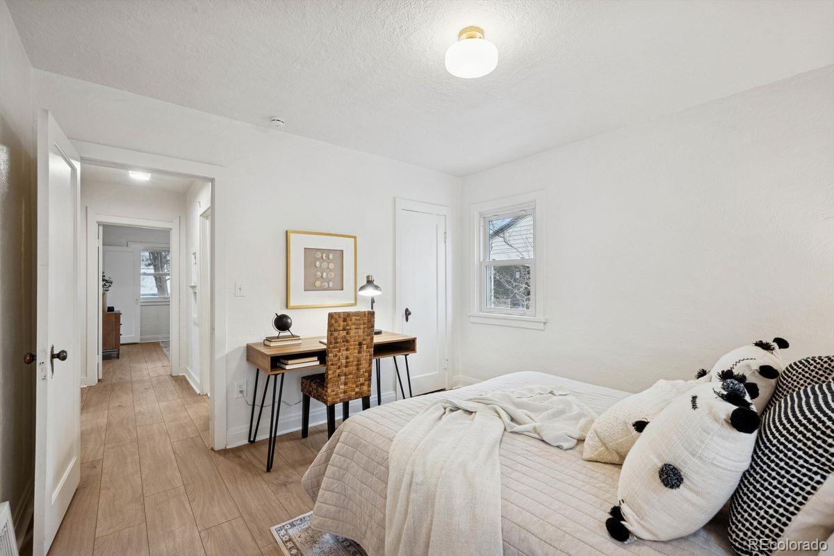 5359 S Windermere Street