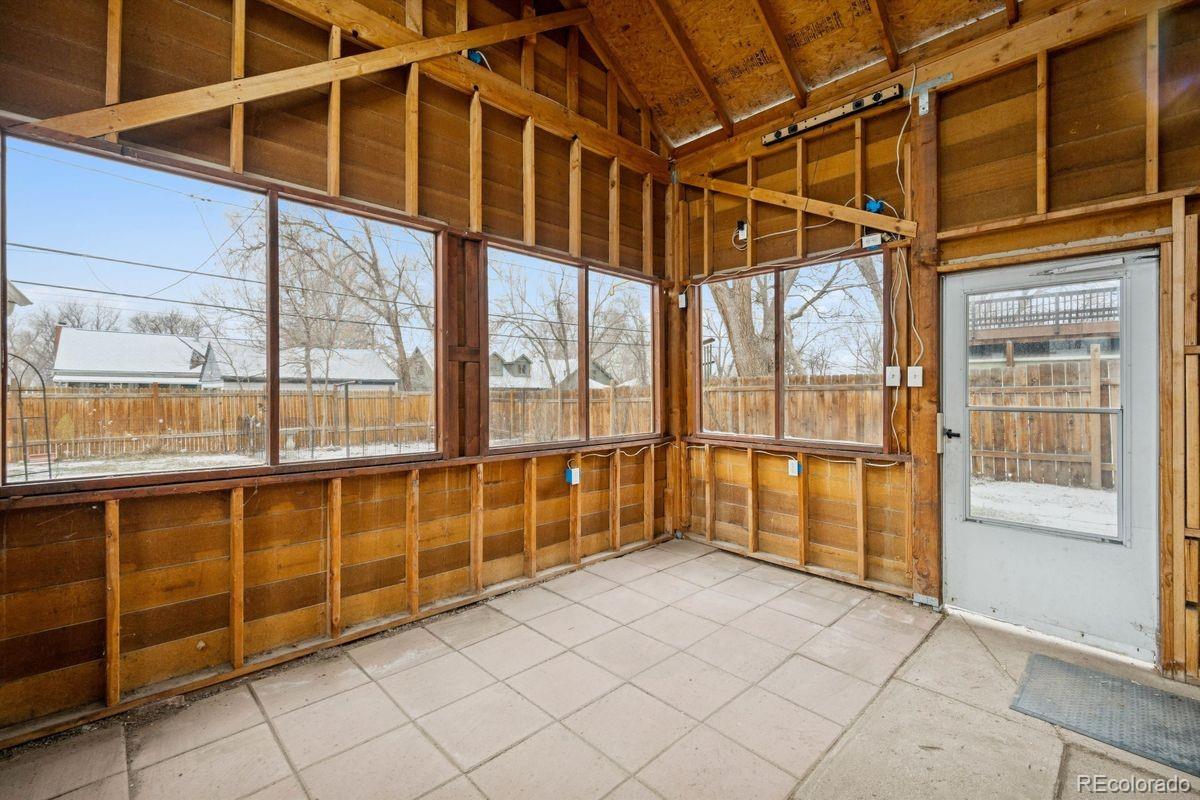 5359 S Windermere Street