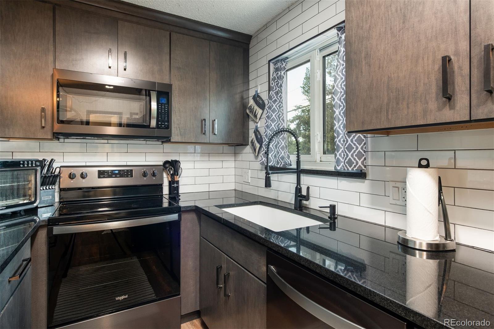 2700 S Holly Street Unit: 202