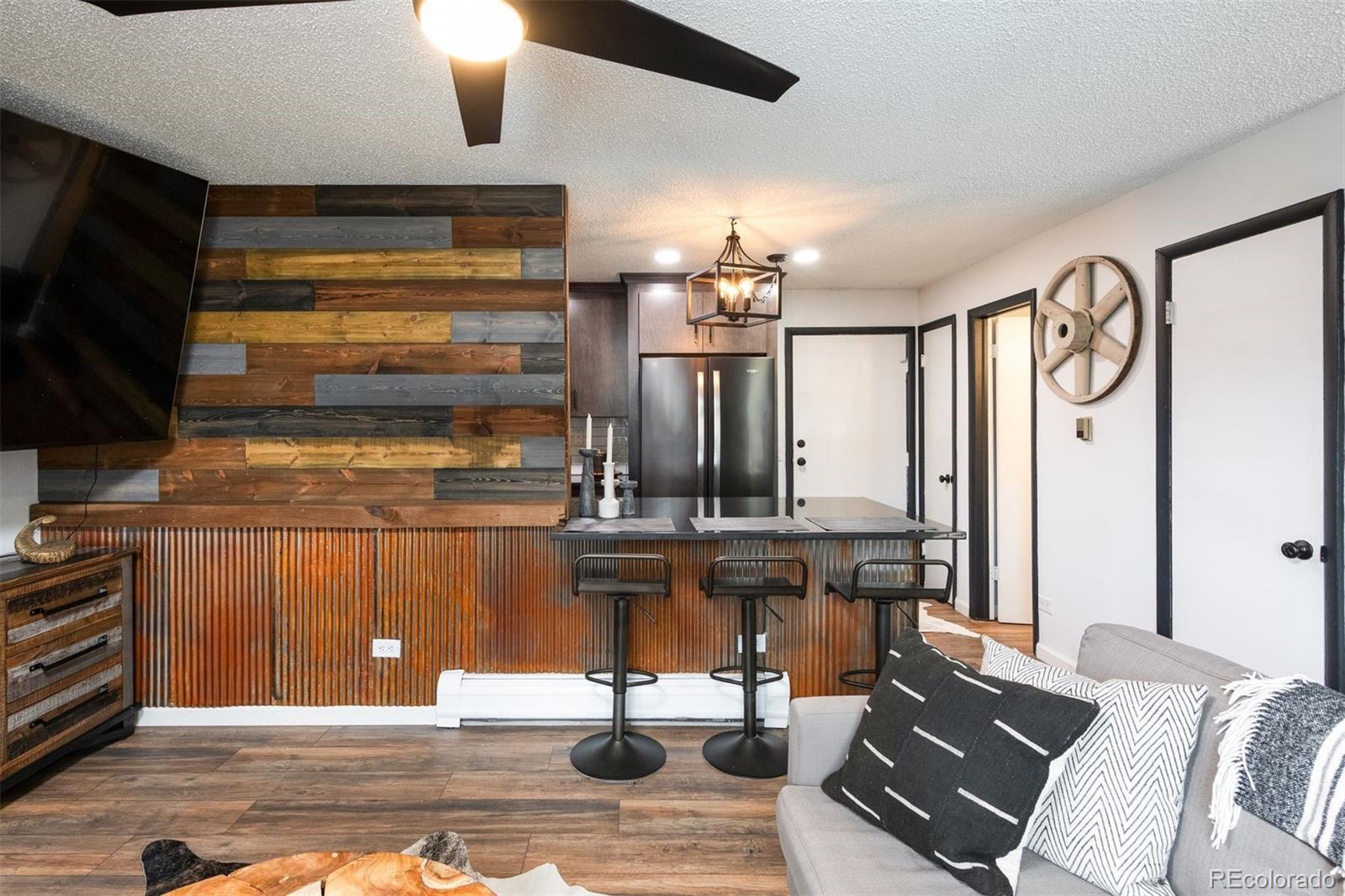 2700 S Holly Street Unit: 202