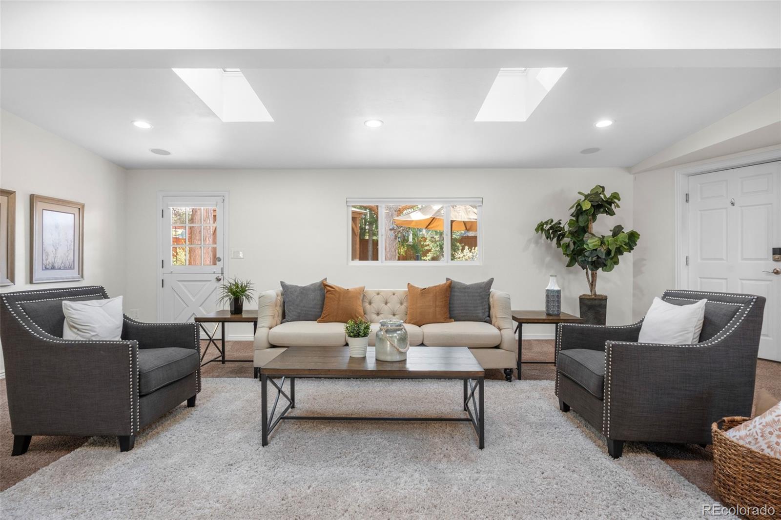 5471 S Sherman Street