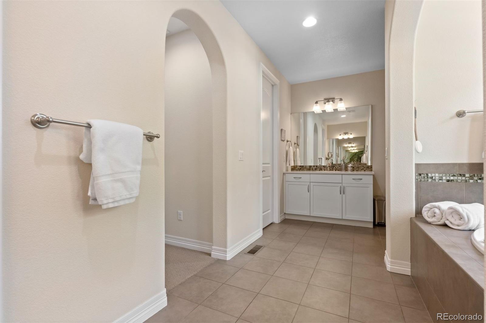 3453 Yosemite Street