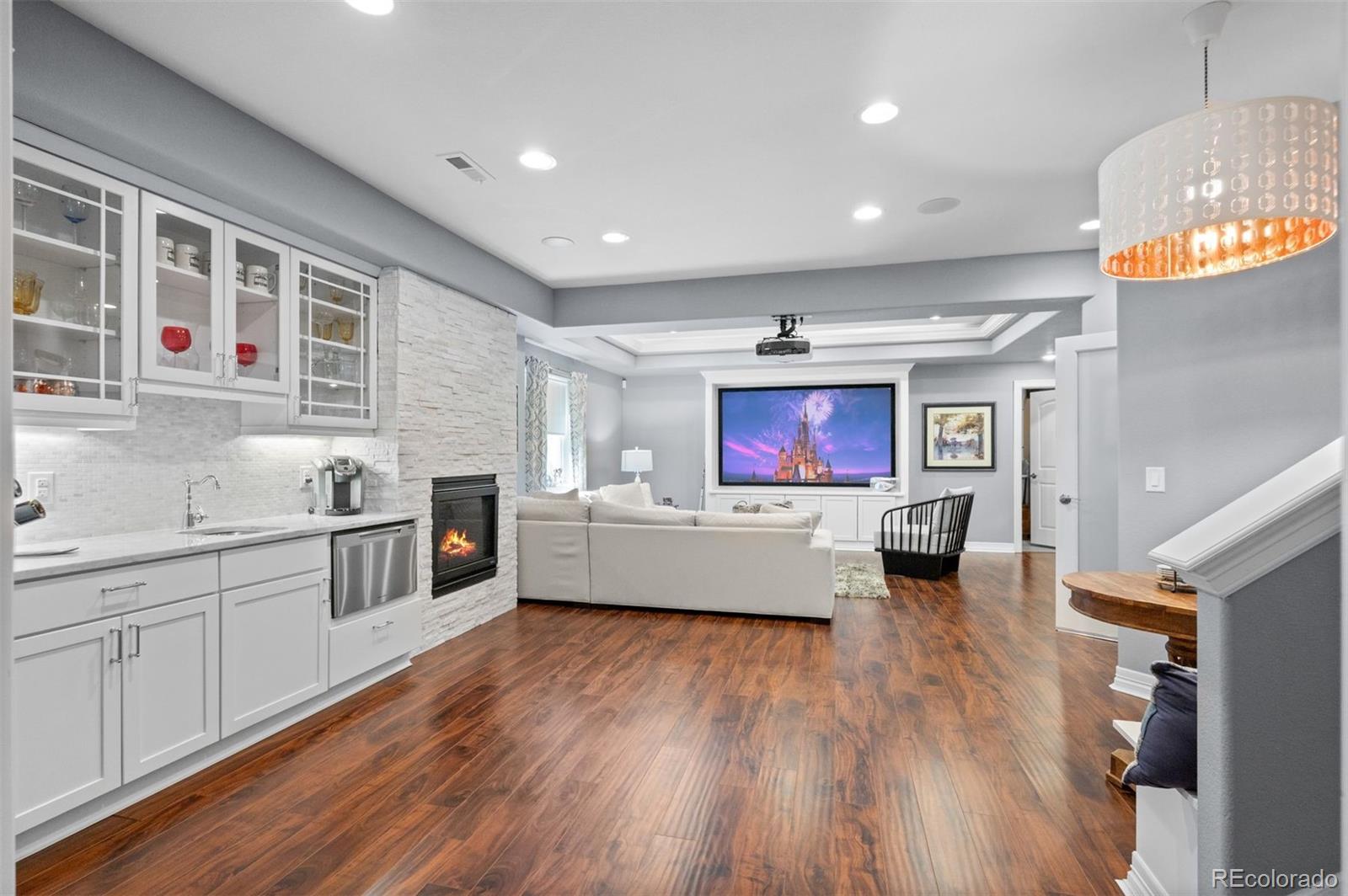 3453 Yosemite Street