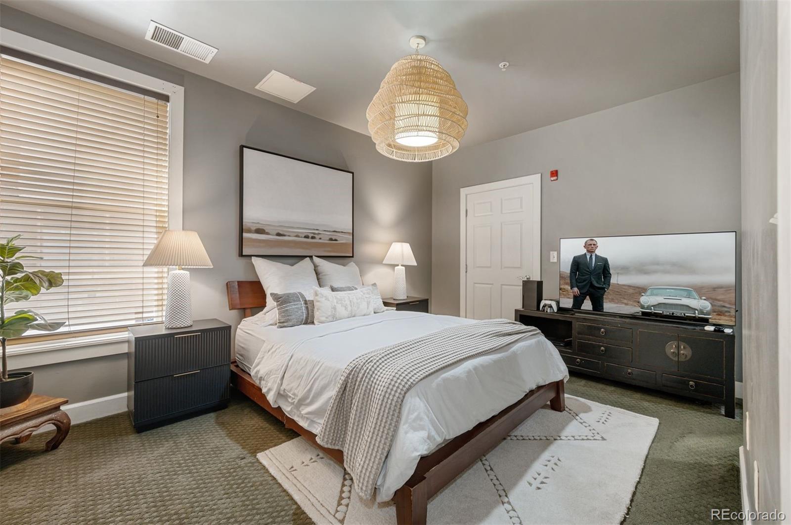 1630 N Clarkson Street Unit: 108