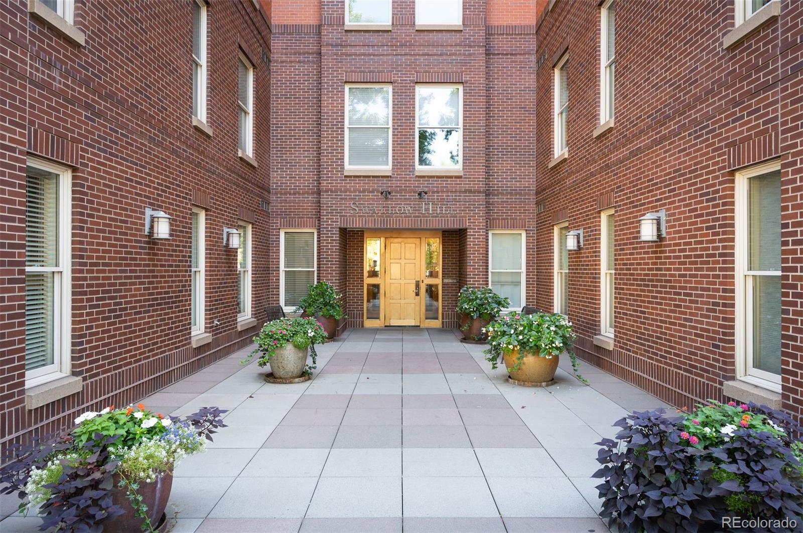 1630 N Clarkson Street Unit: 108