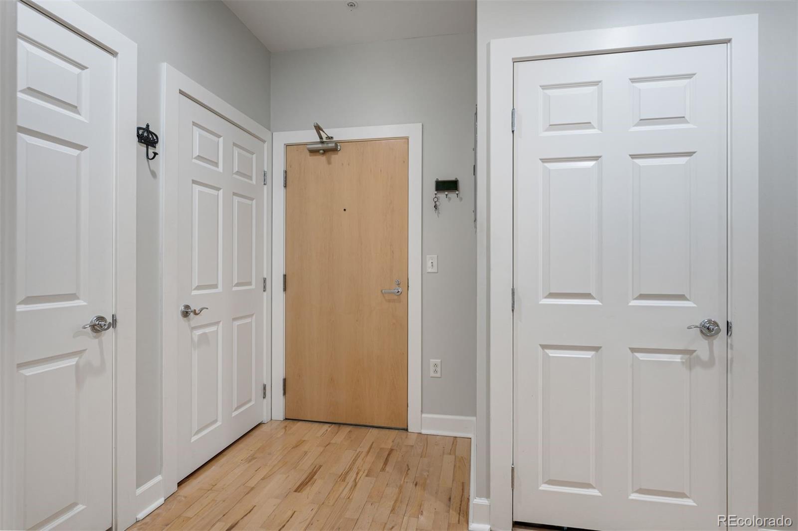 1630 N Clarkson Street Unit: 108