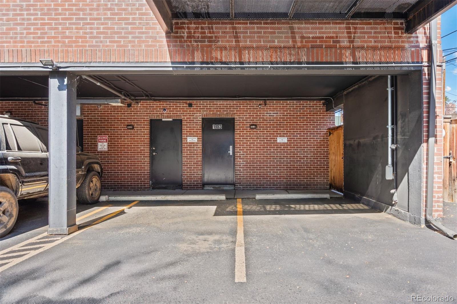 2700 E Louisiana Avenue Unit: 103