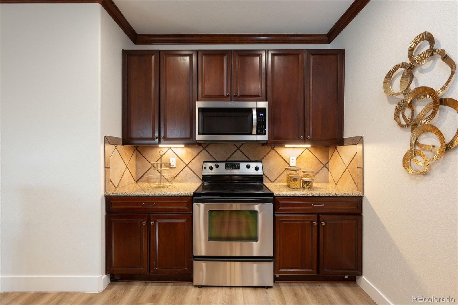 6381 S Potomac Street