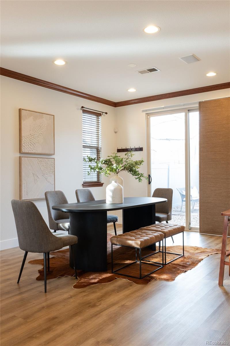 6381 S Potomac Street