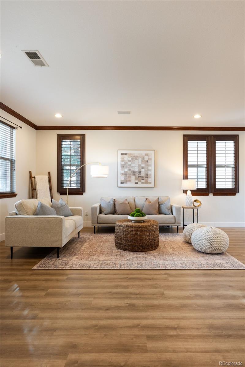 6381 S Potomac Street