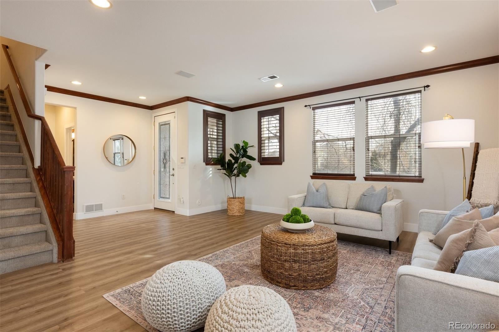 6381 S Potomac Street