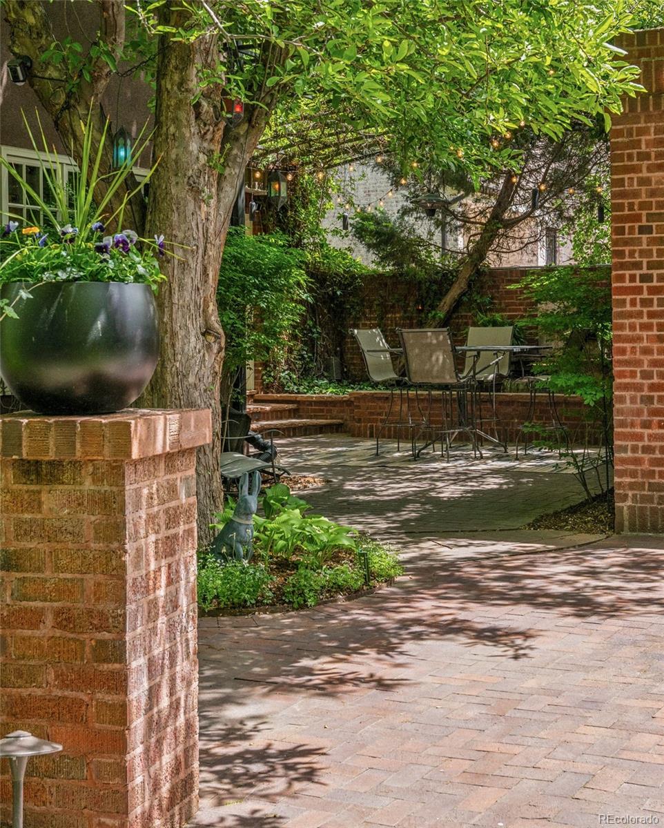 6300 E 17th Avenue Parkway