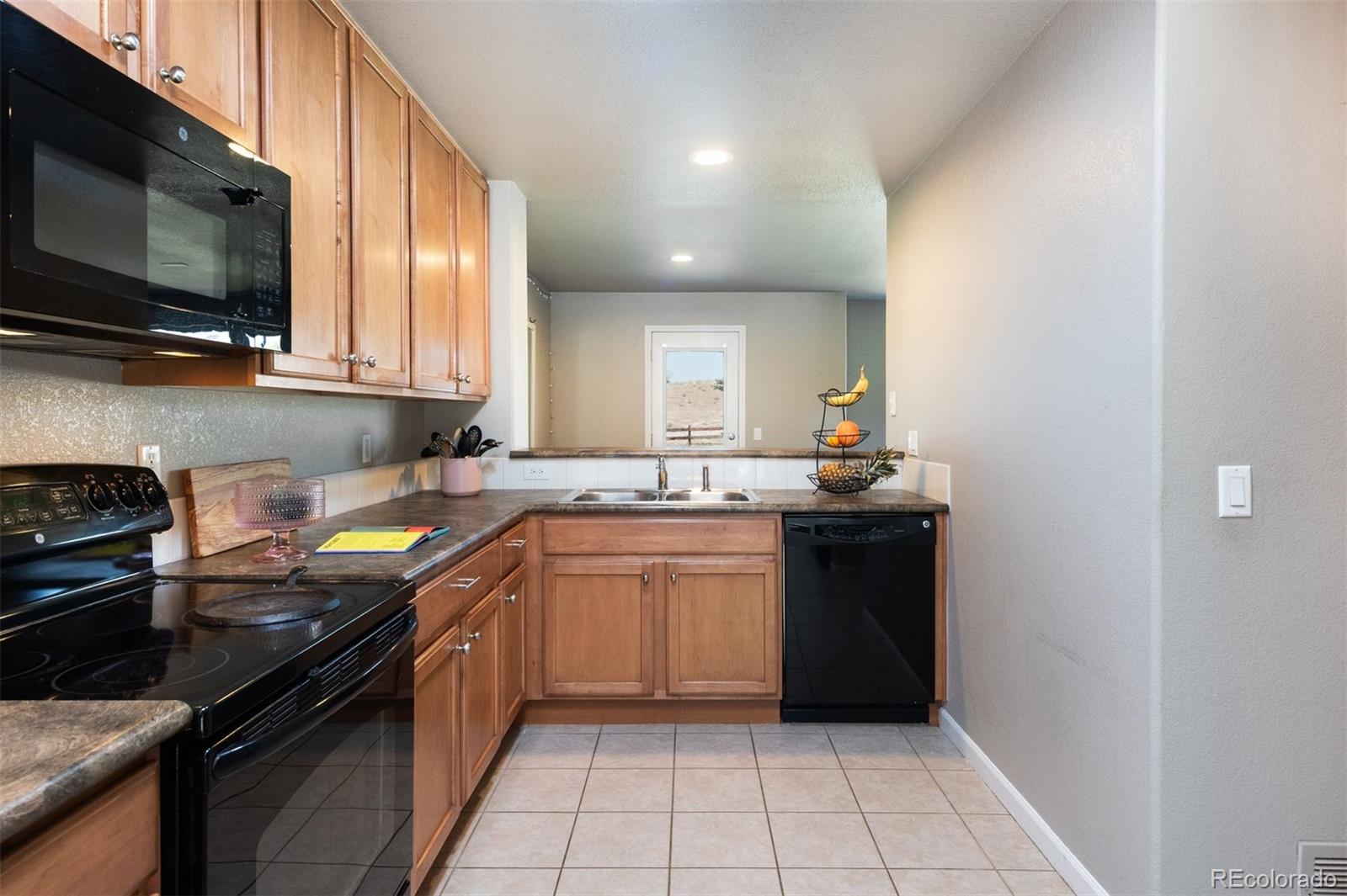 7508 S Quatar Way