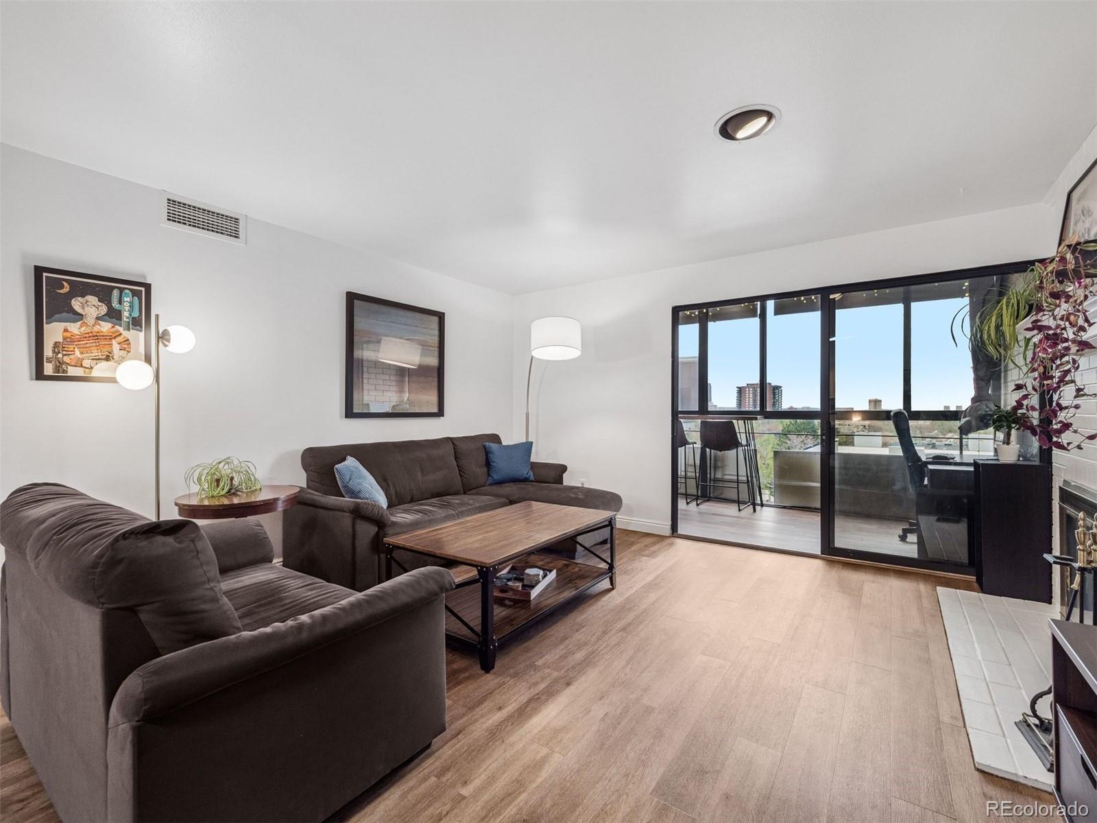 800 N Pearl Street Unit: 709