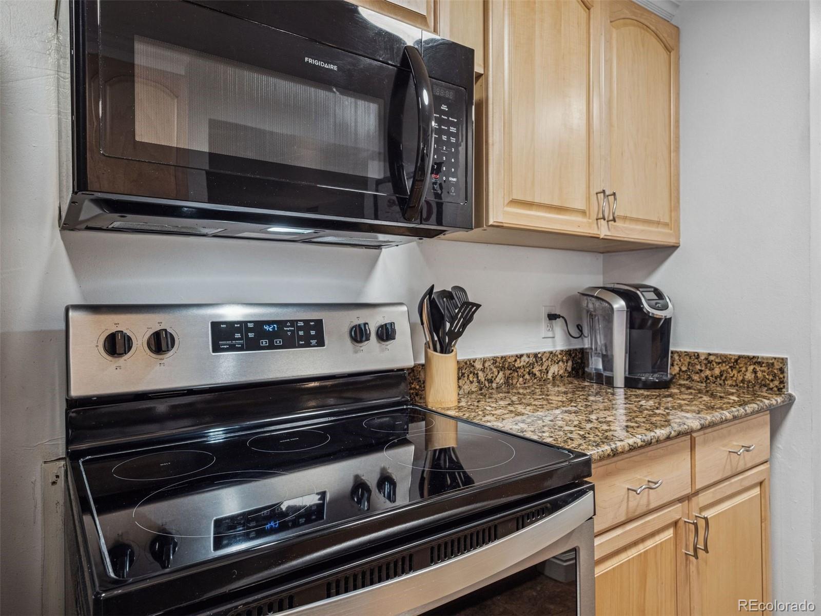 800 N Pearl Street Unit: 709