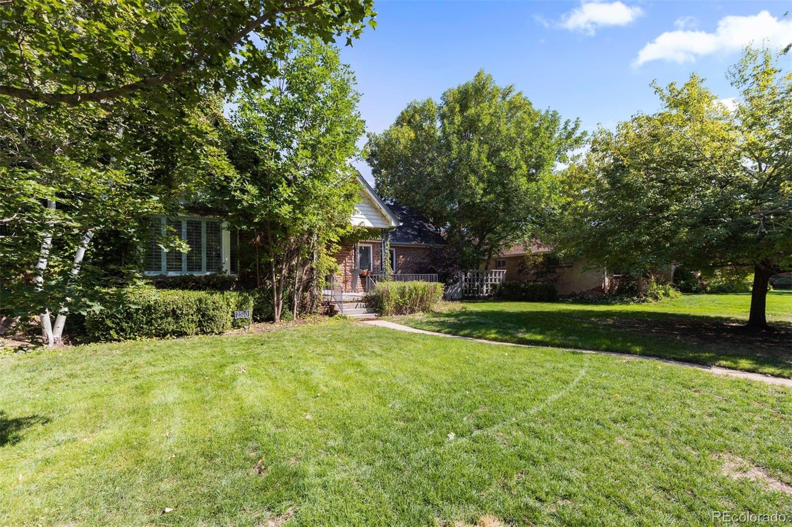 2510 N Monaco St Pkwy