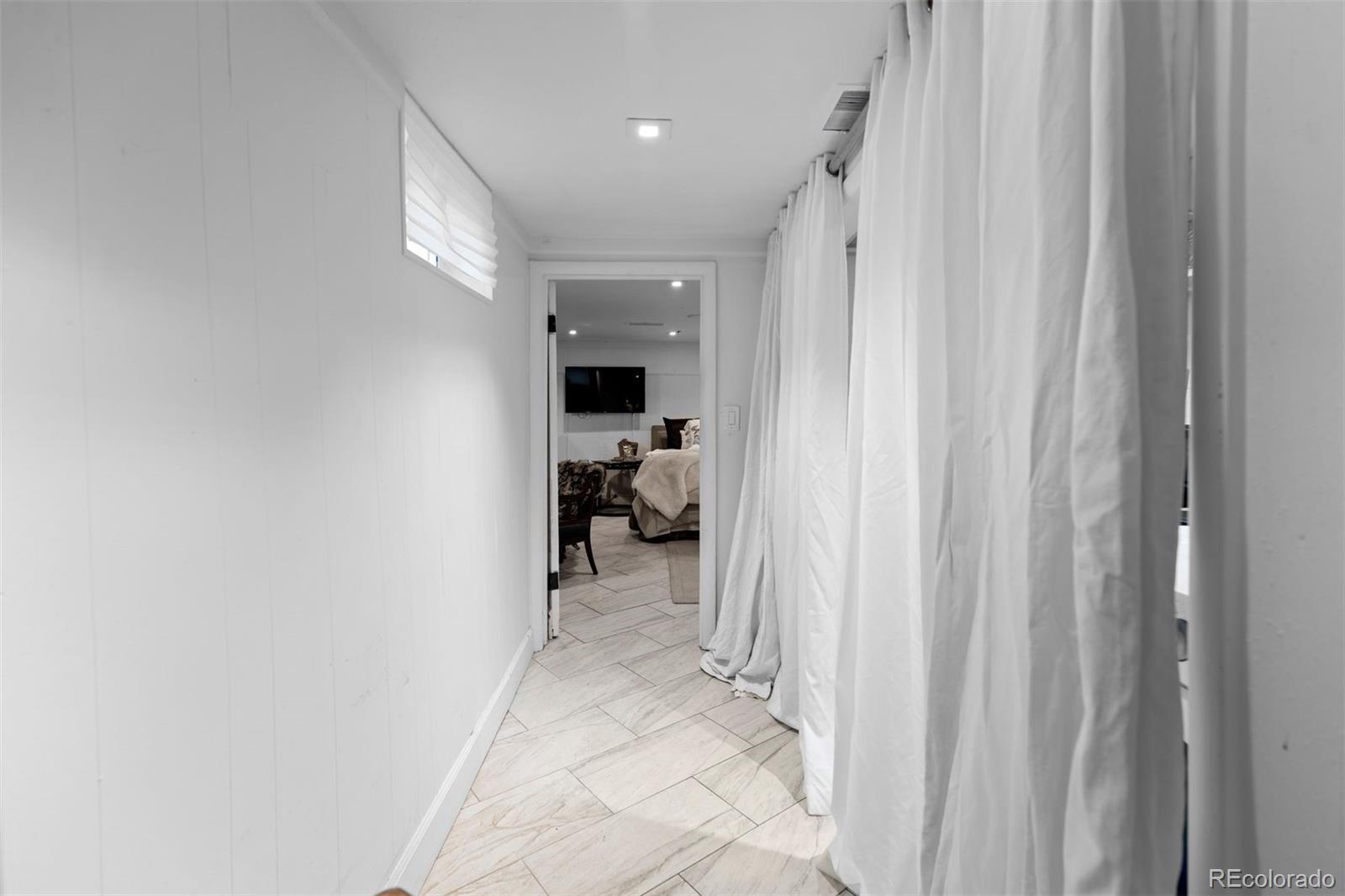 2510 N Monaco St Pkwy