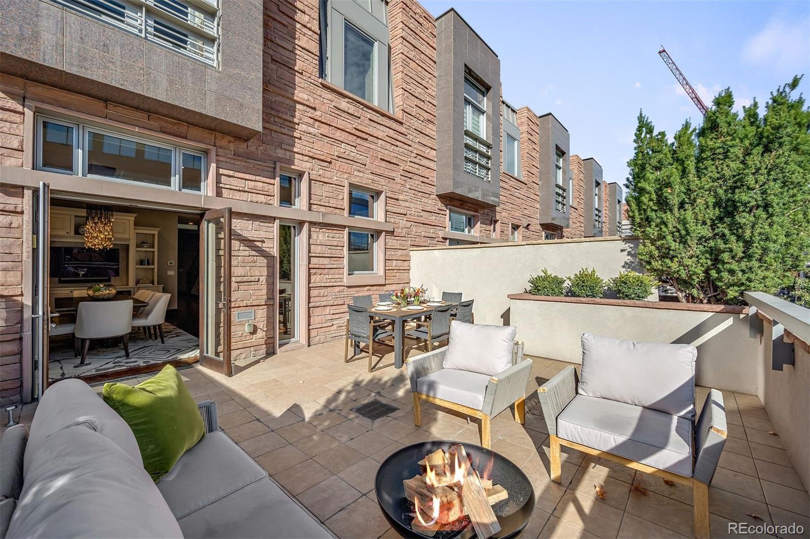 105 N Fillmore Street Unit: 203