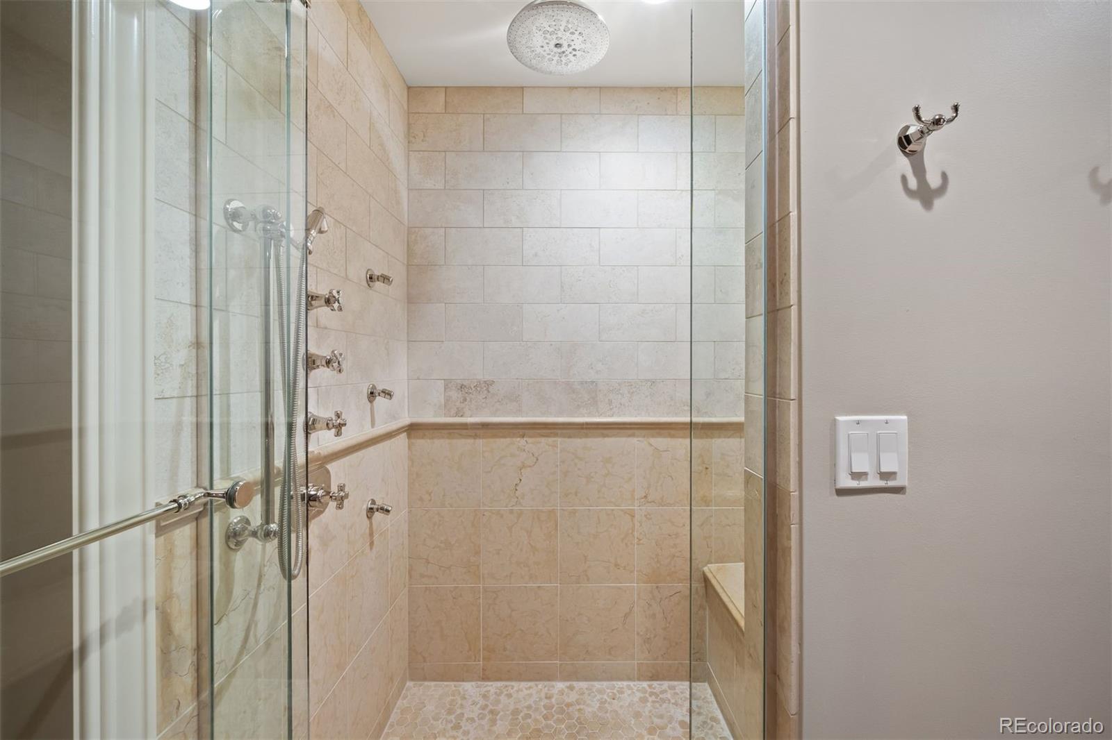105 N Fillmore Street Unit: 203