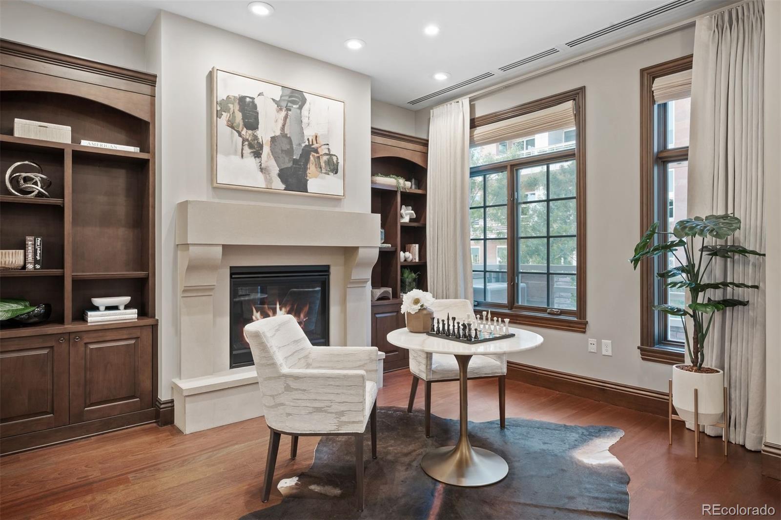 105 N Fillmore Street Unit: 203