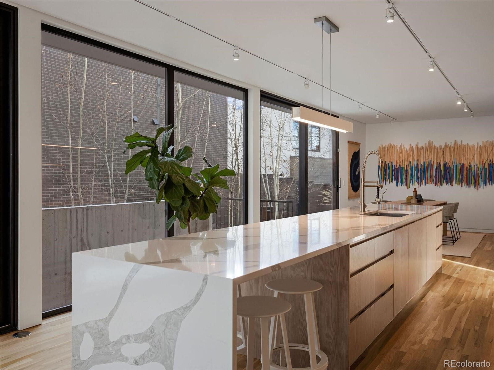 3115 N Humboldt Street