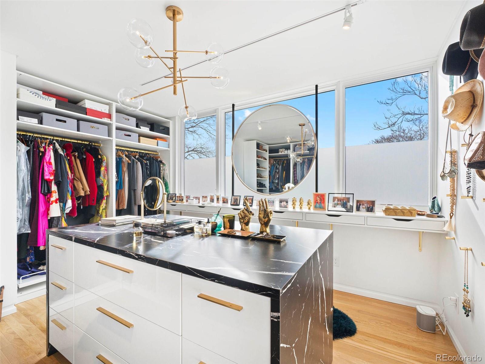 3115 N Humboldt Street