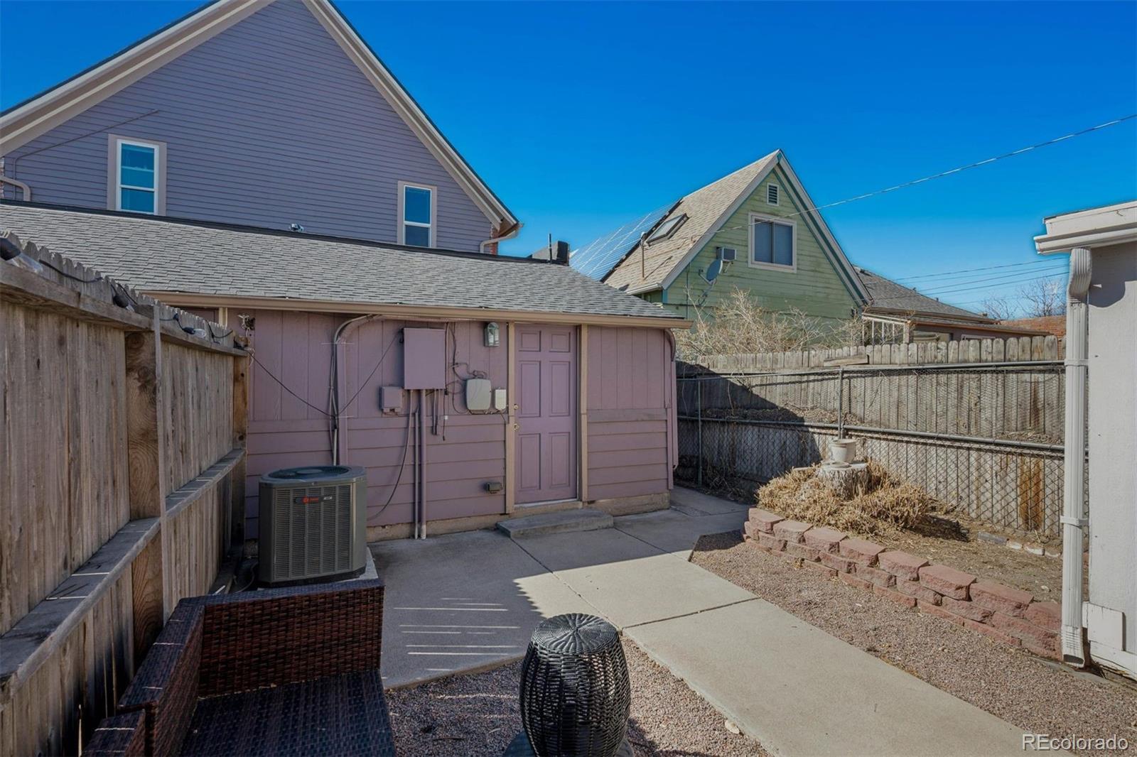 126 Galapago Street