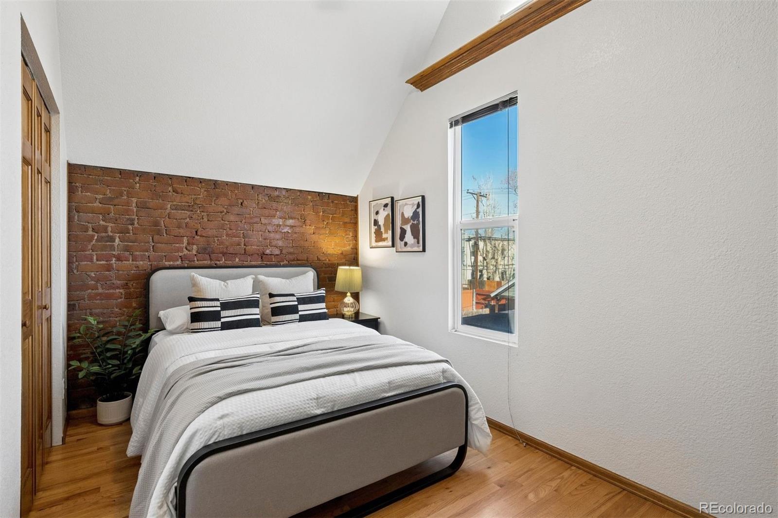 126 Galapago Street
