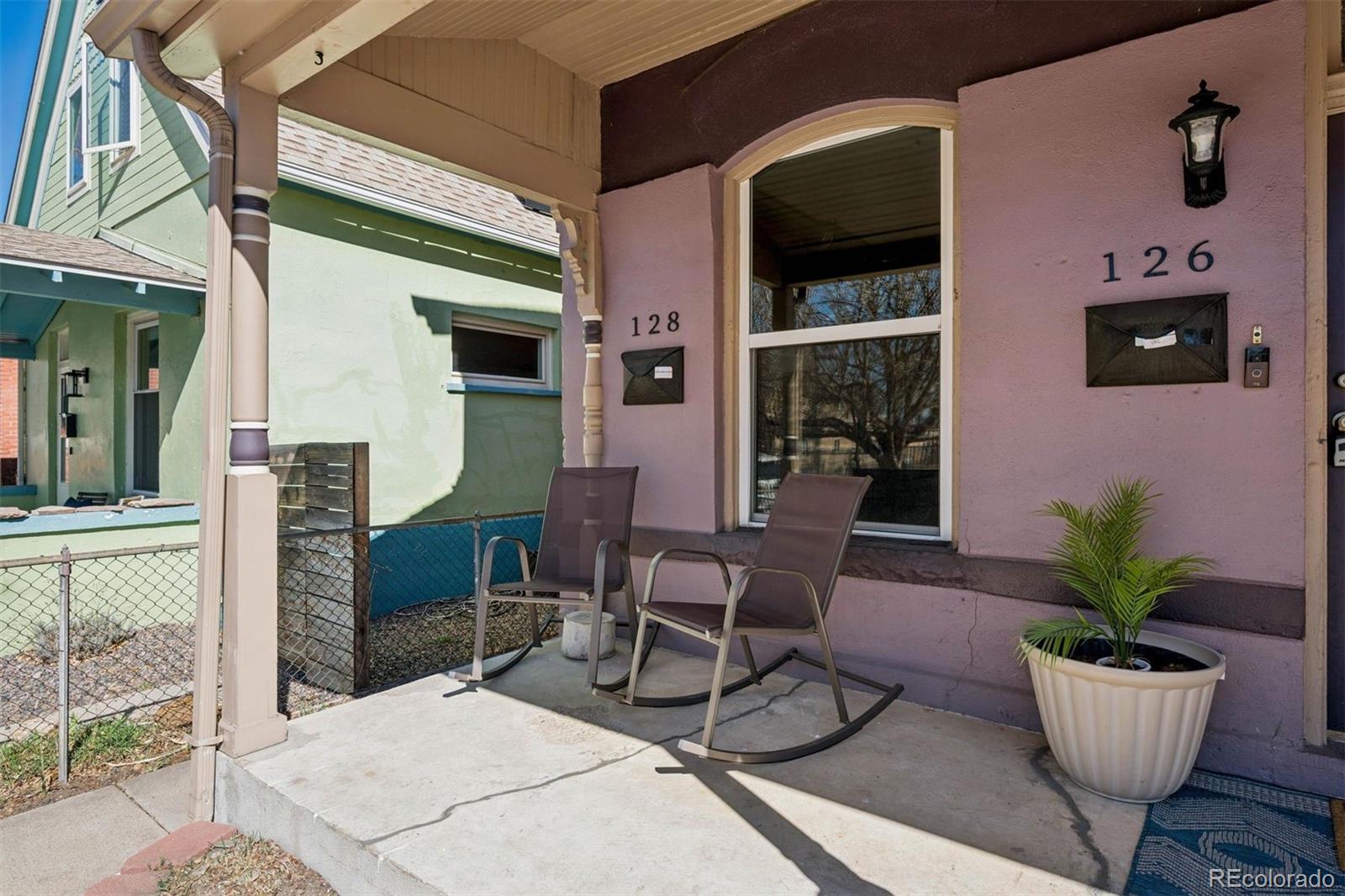 126 Galapago Street