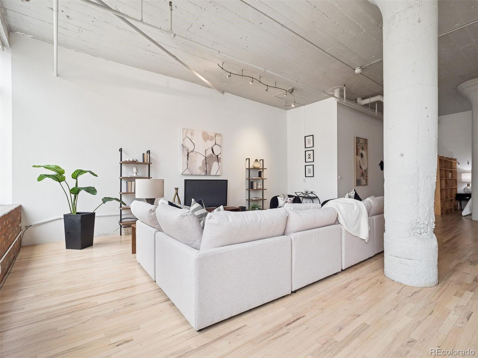 2000 Arapahoe Street Unit: 503