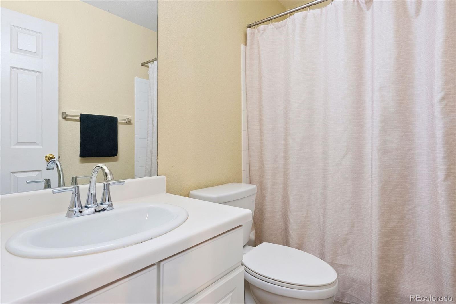 9138 Gale Boulevard Unit: 2