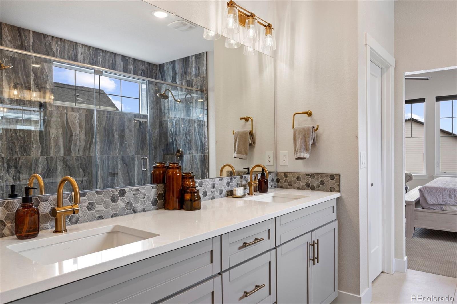 4616 Girardot Point
