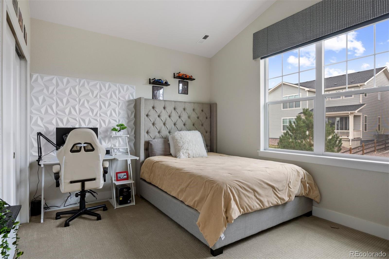 4616 Girardot Point