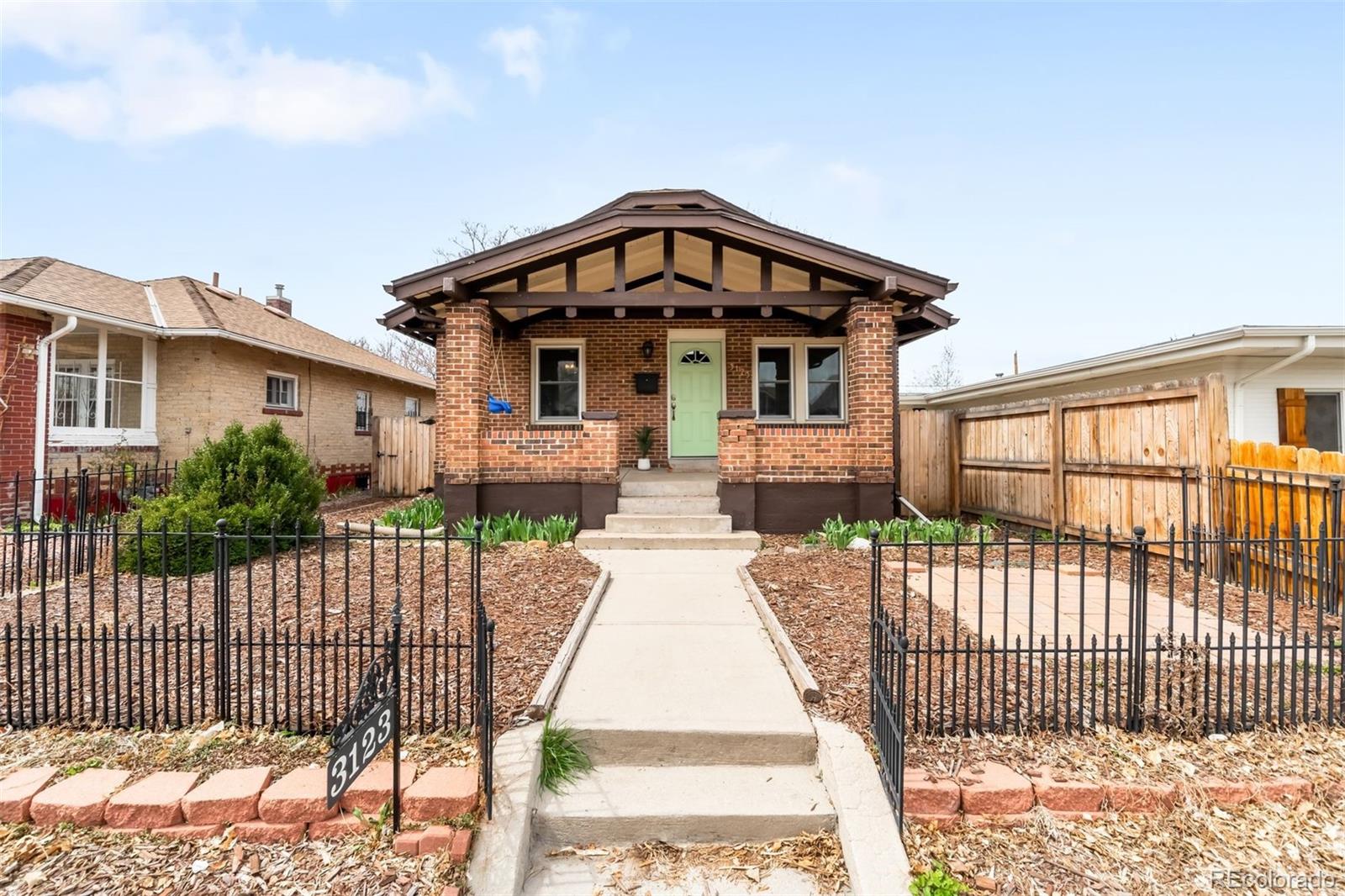 3123 N Elizabeth Street