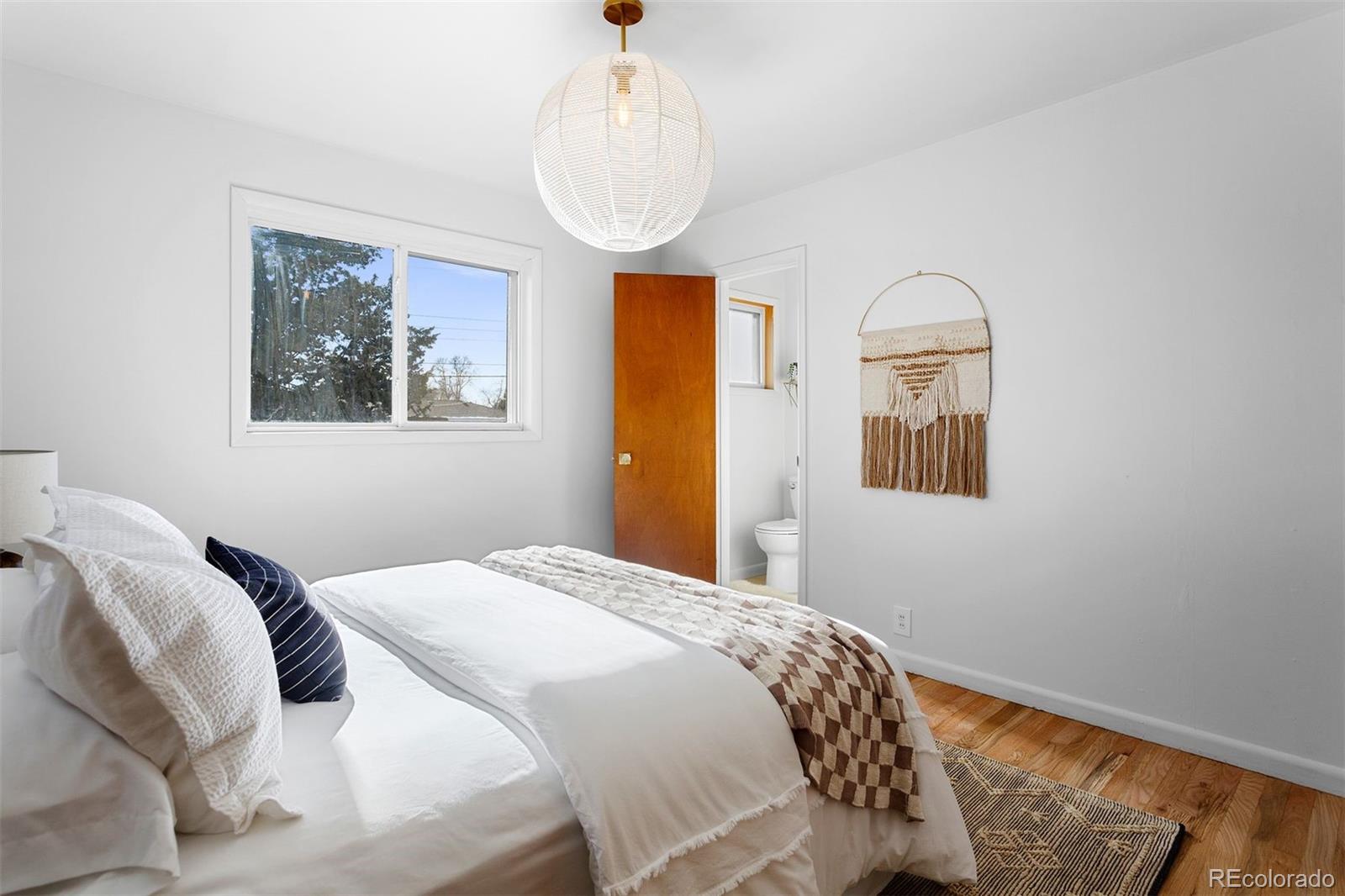 3036 W Monmouth Avenue