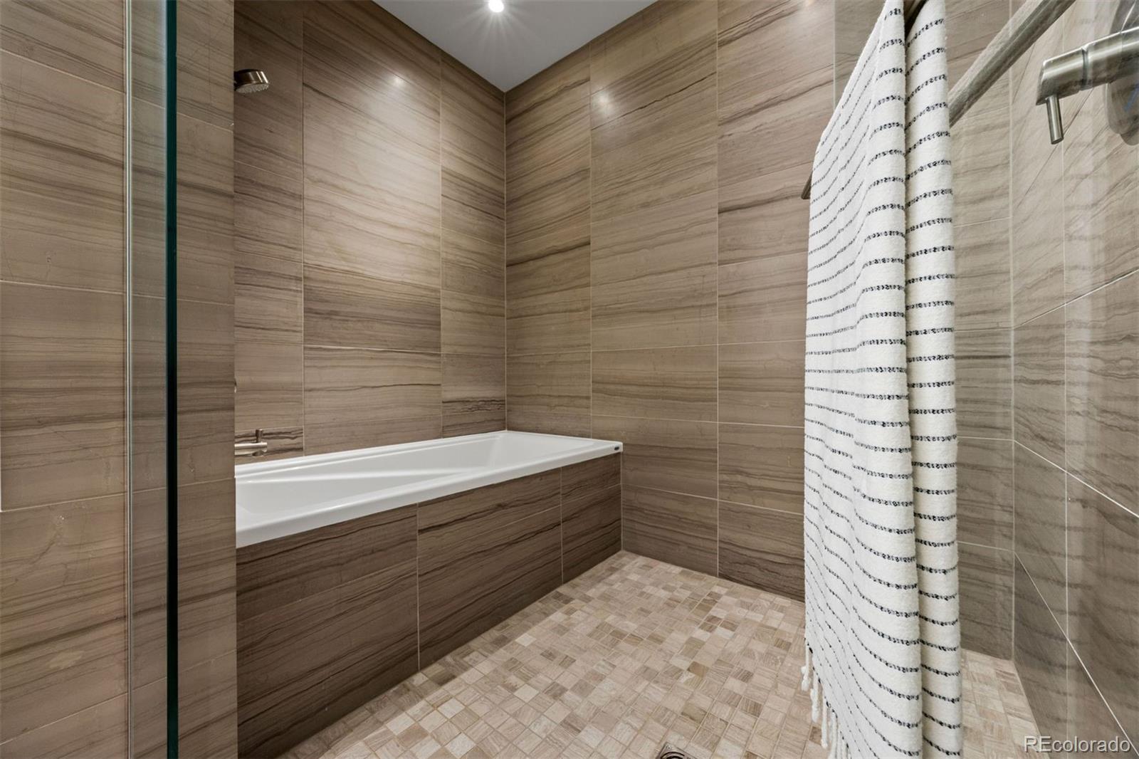 1750 Wewatta Street Unit: 1428