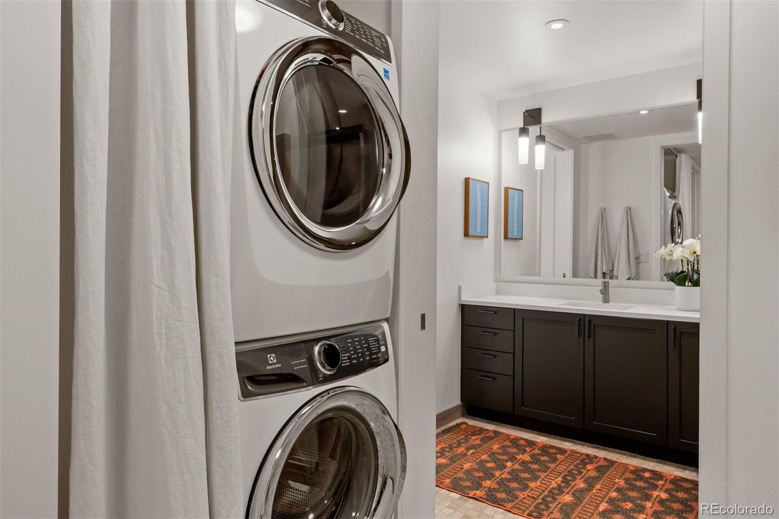 1750 Wewatta Street Unit: 1428