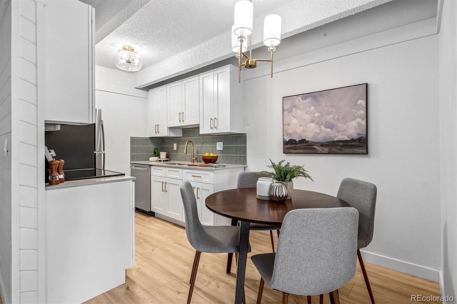 800 W Belleview Avenue Unit: 408