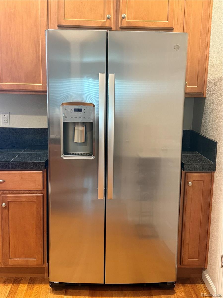 767 Roslyn Street Unit: 20