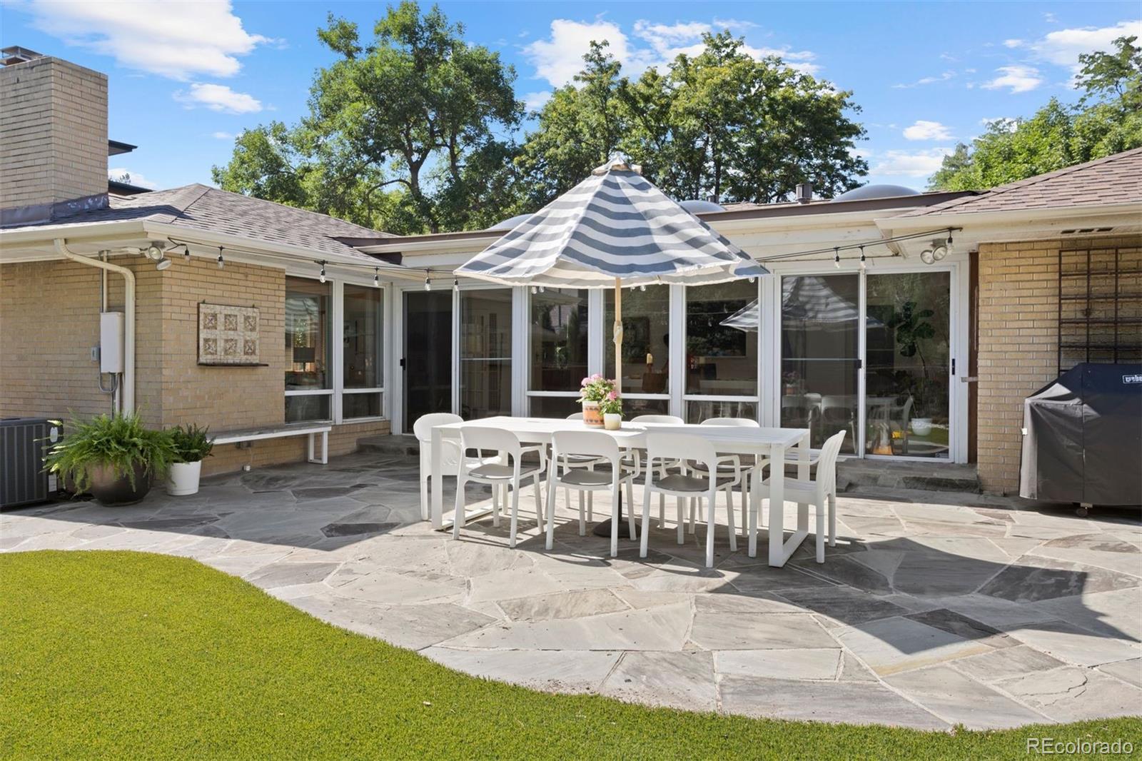 3435 E Virginia Avenue