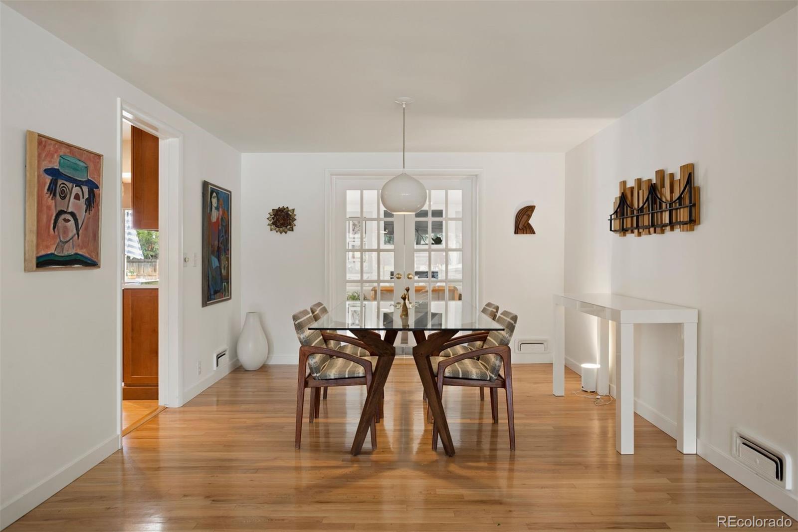 3435 E Virginia Avenue