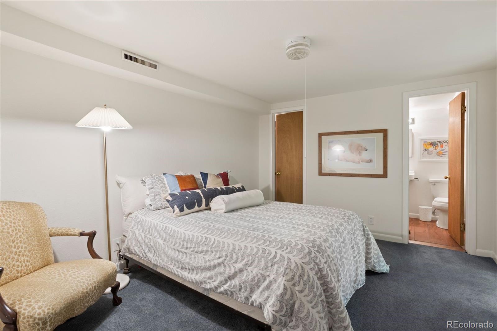 3435 E Virginia Avenue