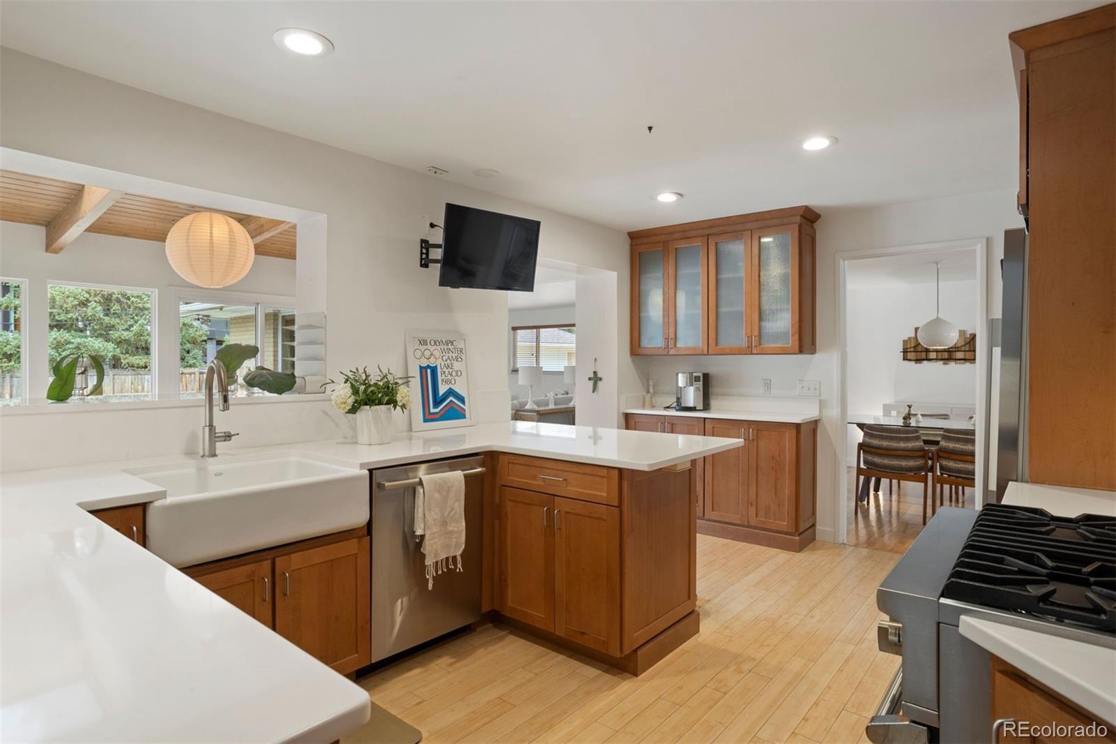 3435 E Virginia Avenue