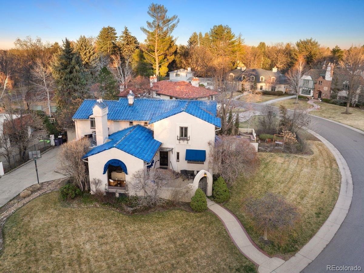 6 Ivy Lane