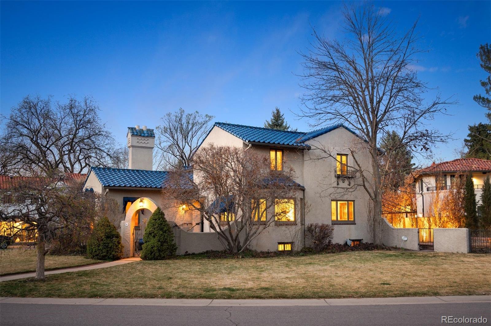 6 Ivy Lane