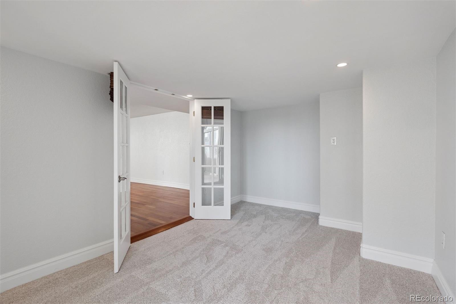 740 N Pearl Street Unit: 606