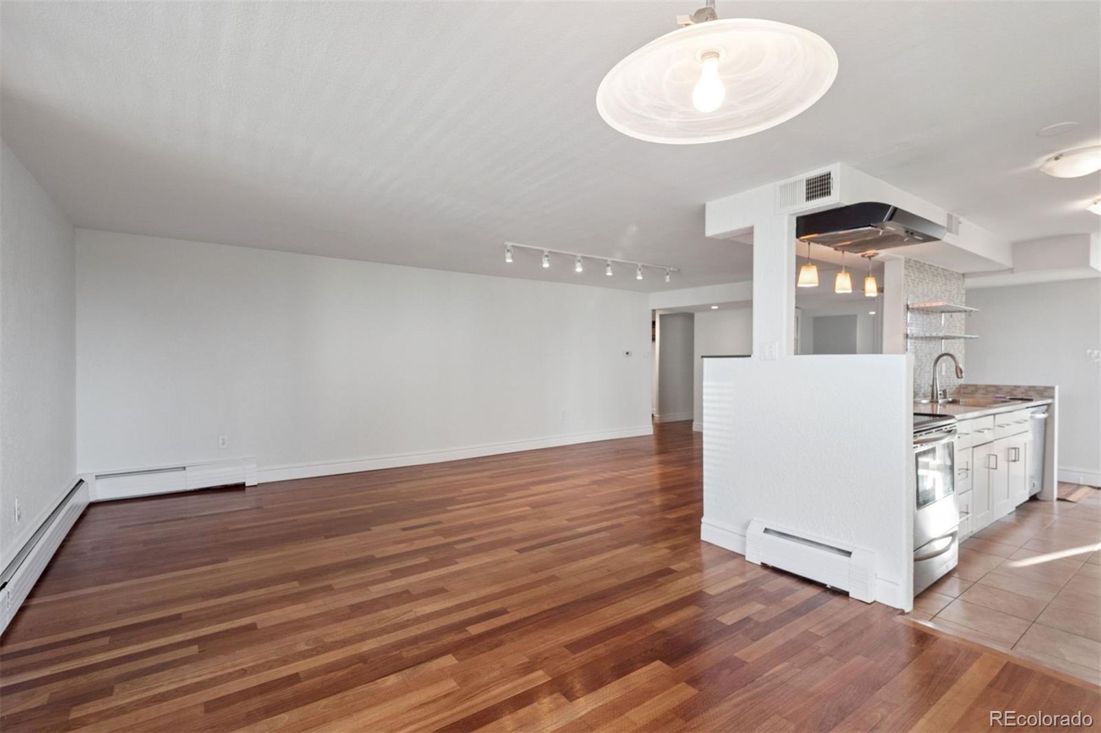 740 N Pearl Street Unit: 606