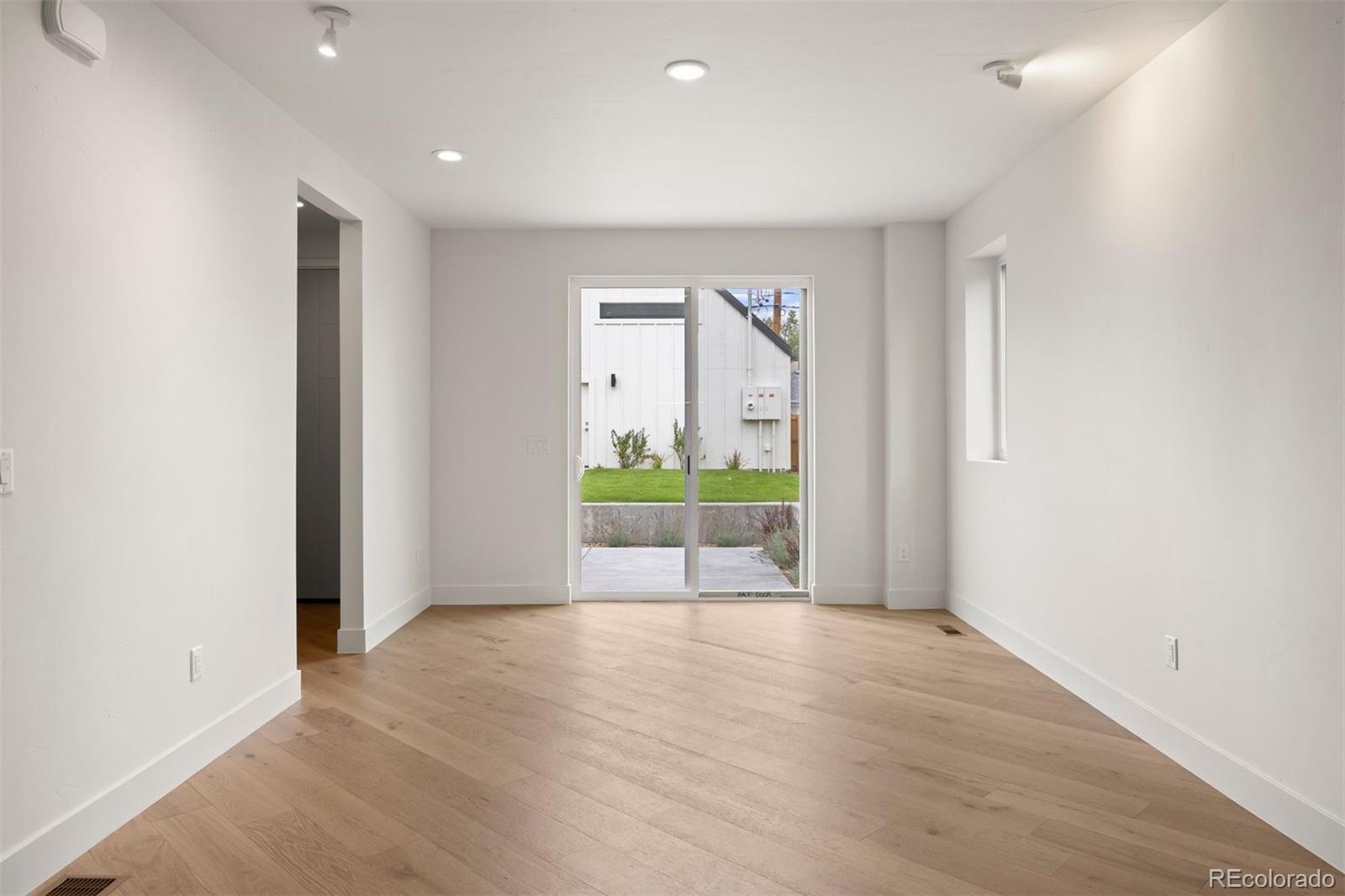 3153 W 26th Avenue Unit: L