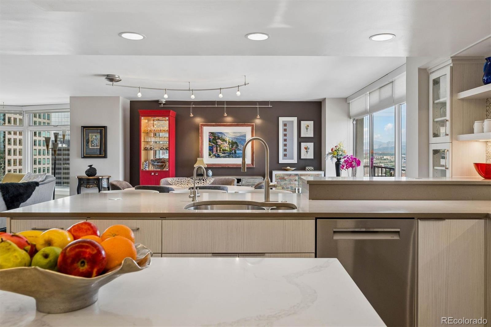 1777 Larimer Street Unit: 2210