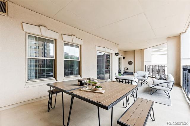925 N Lincoln Street Unit: 4B